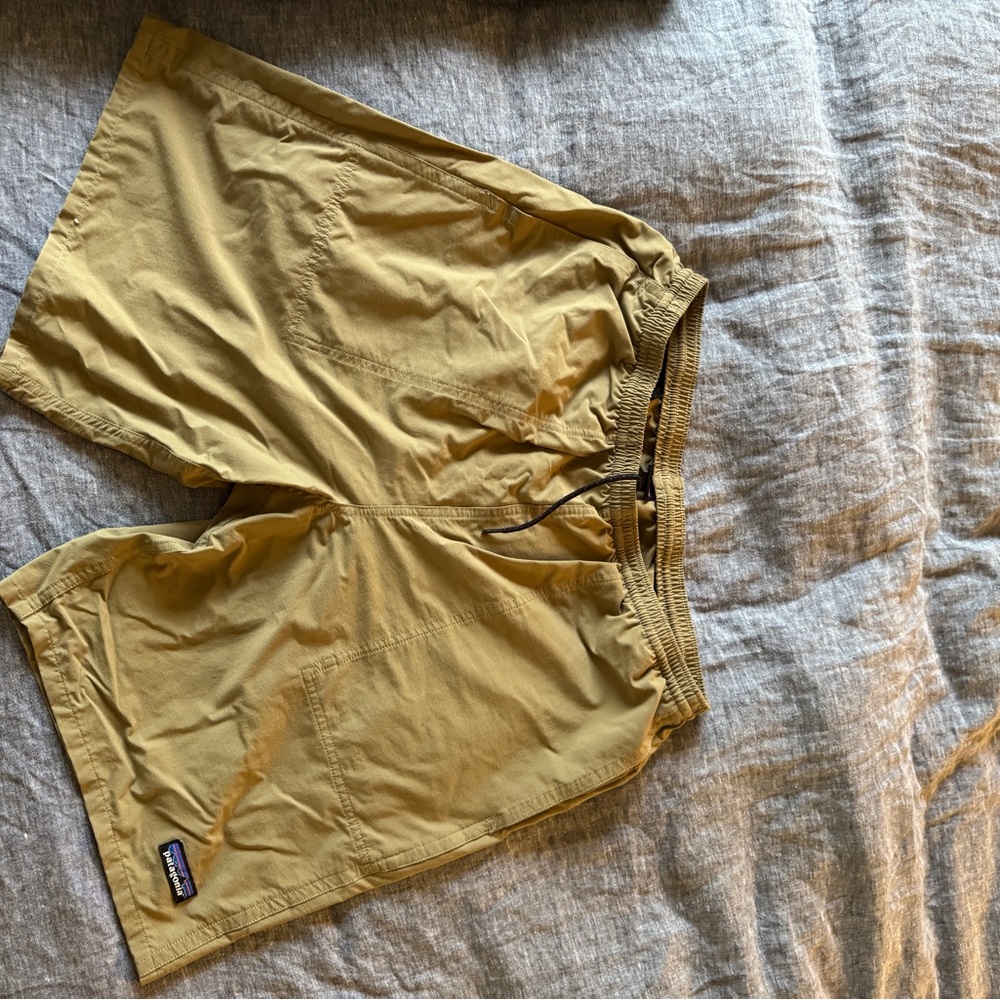 Patagonia Tan 7” Baggies